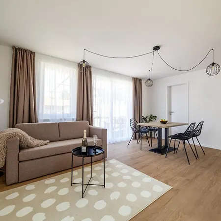 Apartament Oliver Lenti