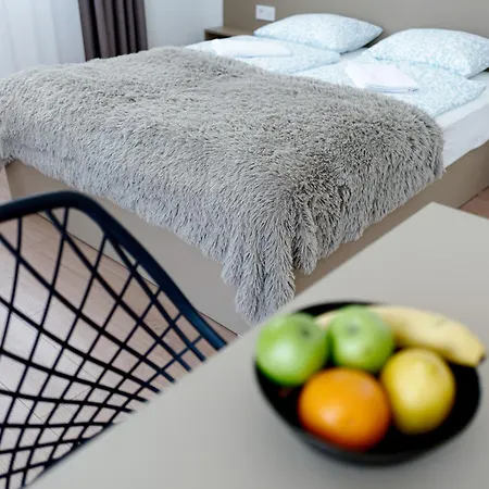 Apartament Oliver Lenti